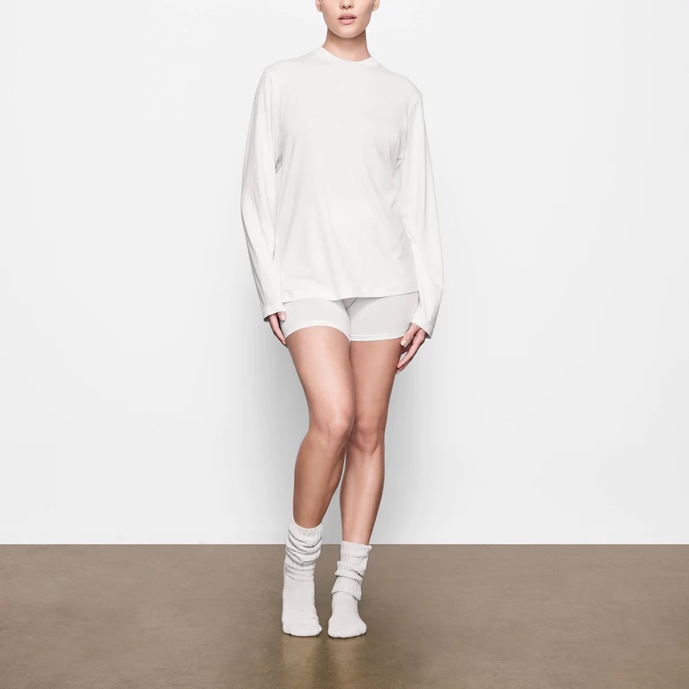 SKIMS BOYFRIEND LONG SLEEVE T-SHIRT